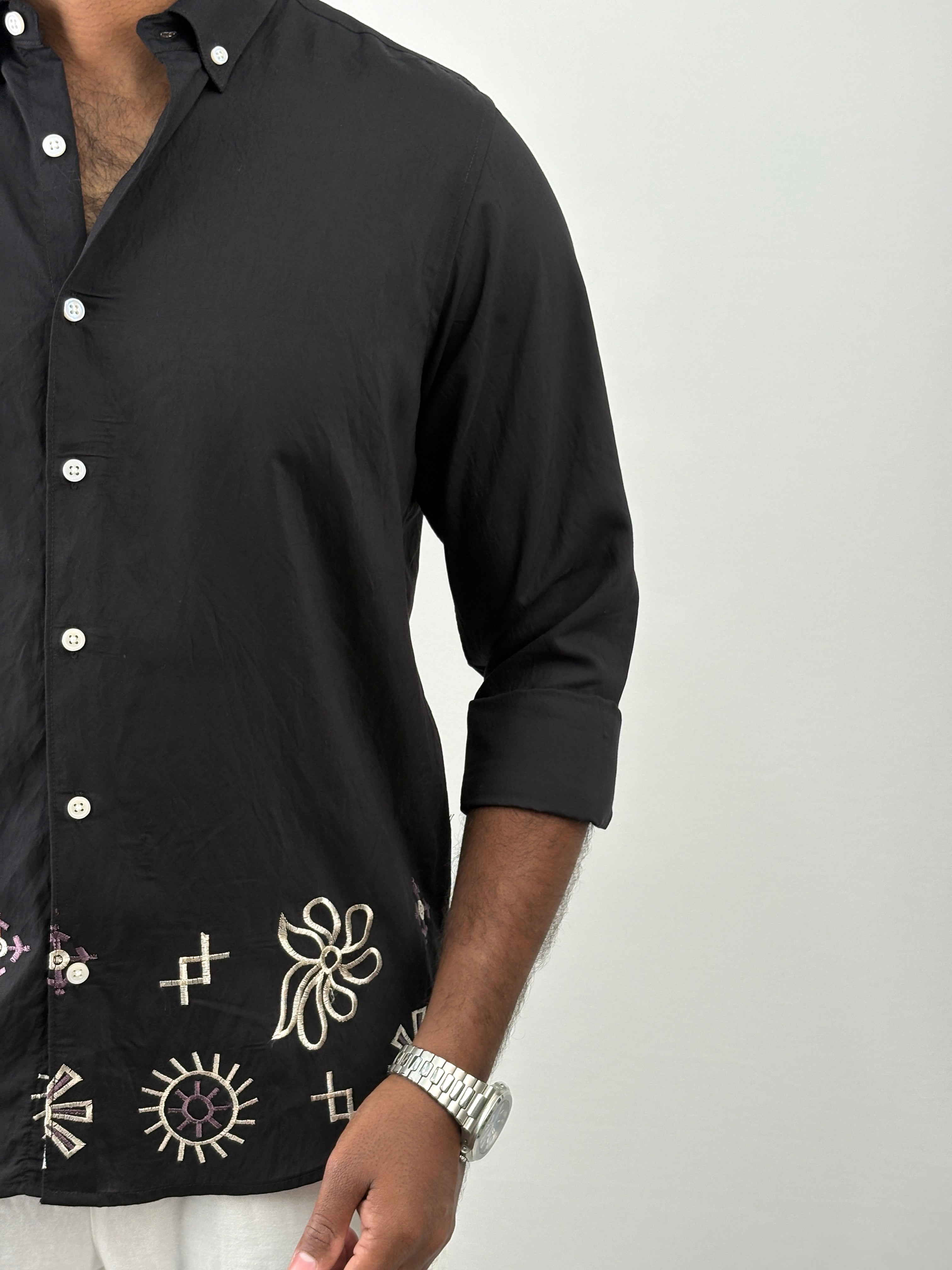 Black Bottom Embroidery Shirt