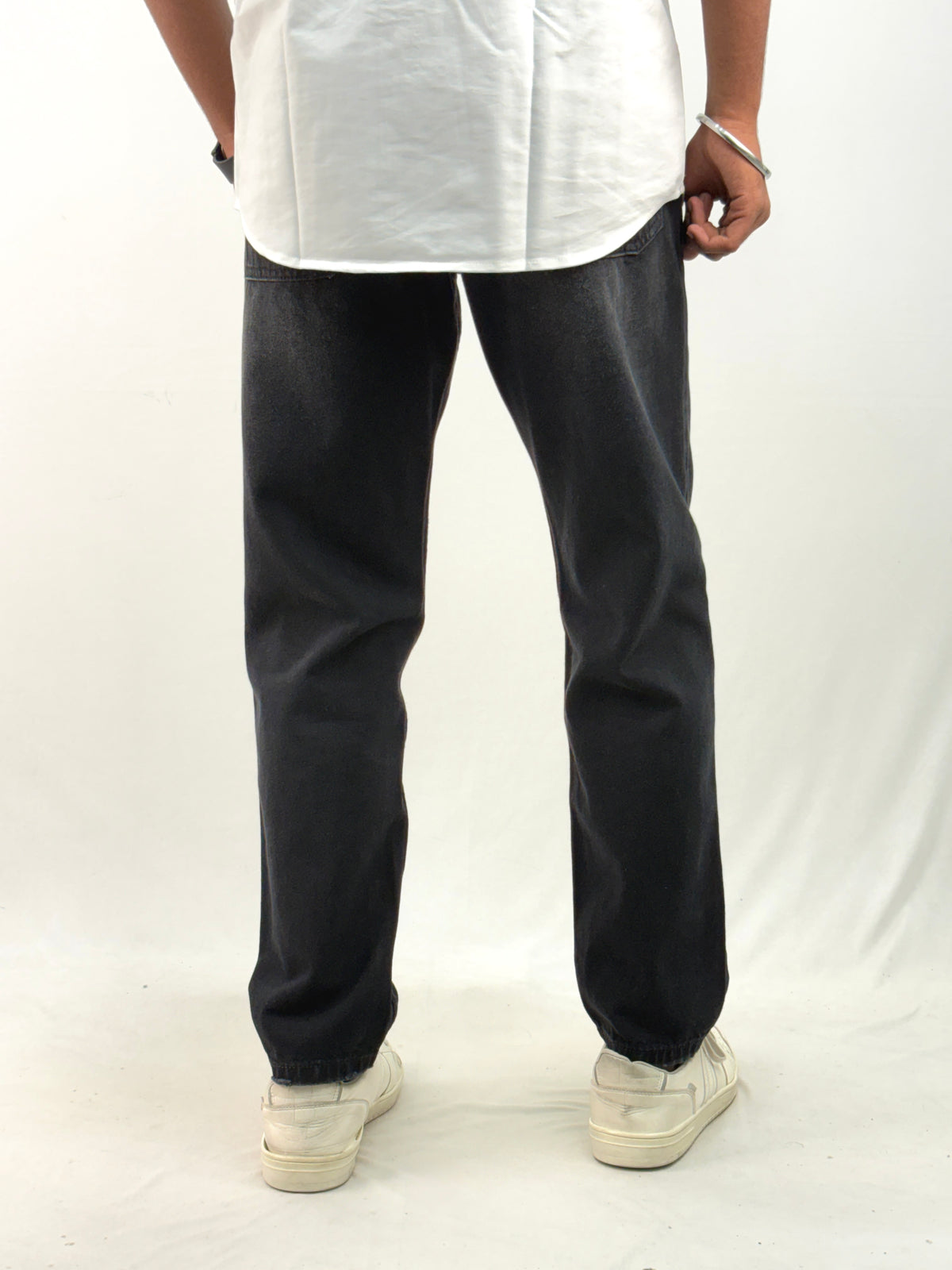 Black Semi Baggy Jean 1