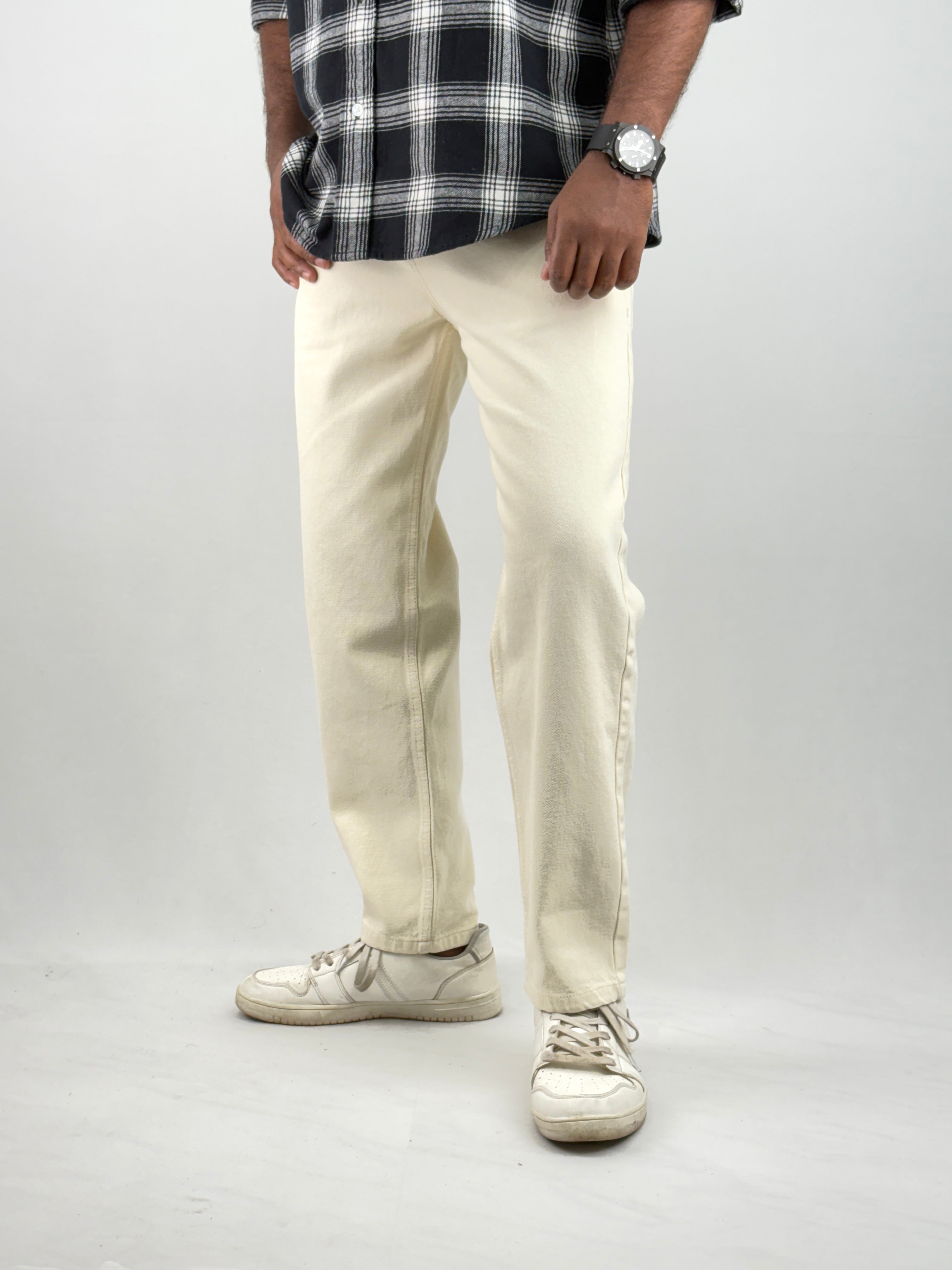 Cream Semi Baggy Jeans