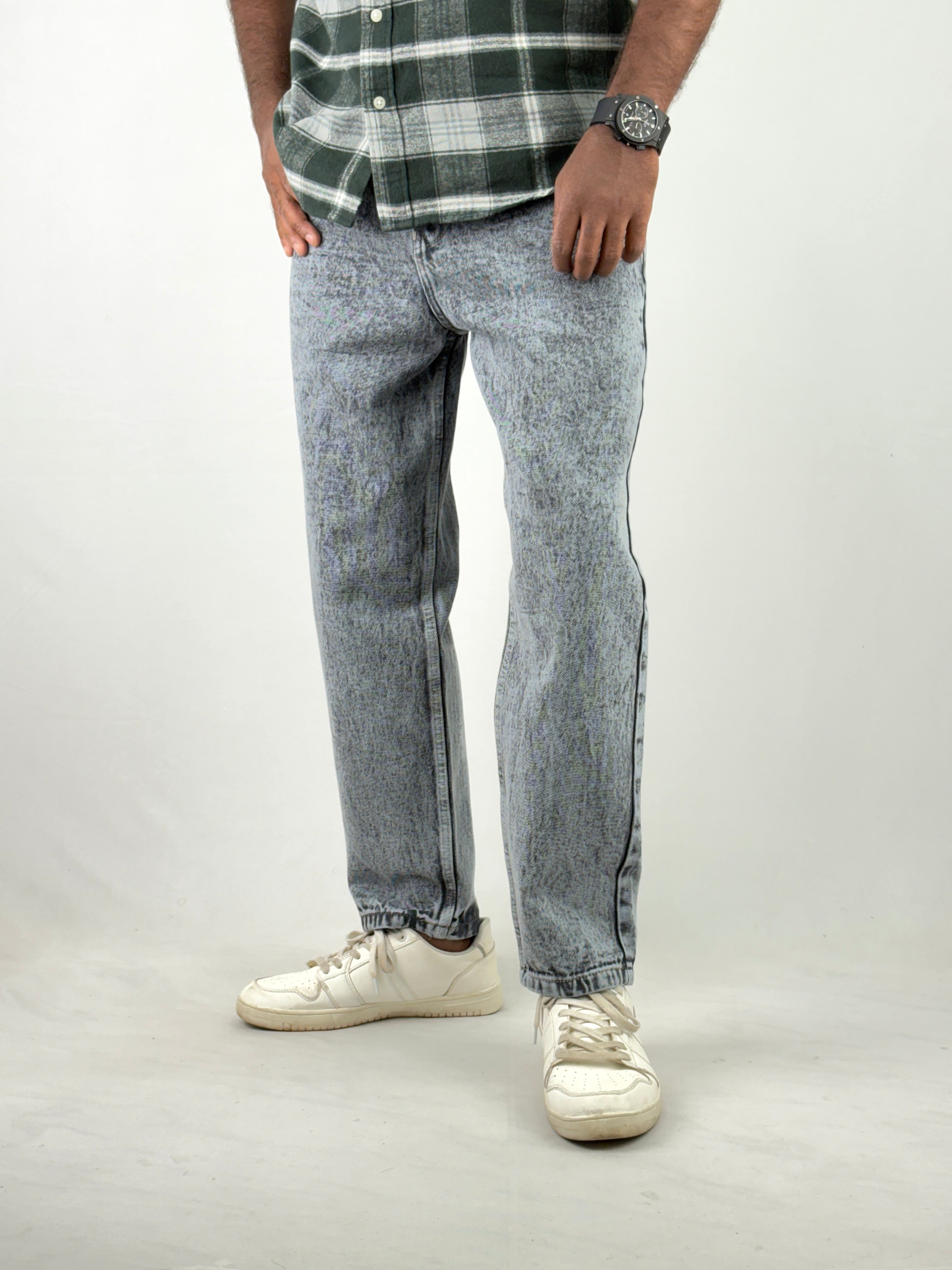 Grey Semi Baggy Jeans