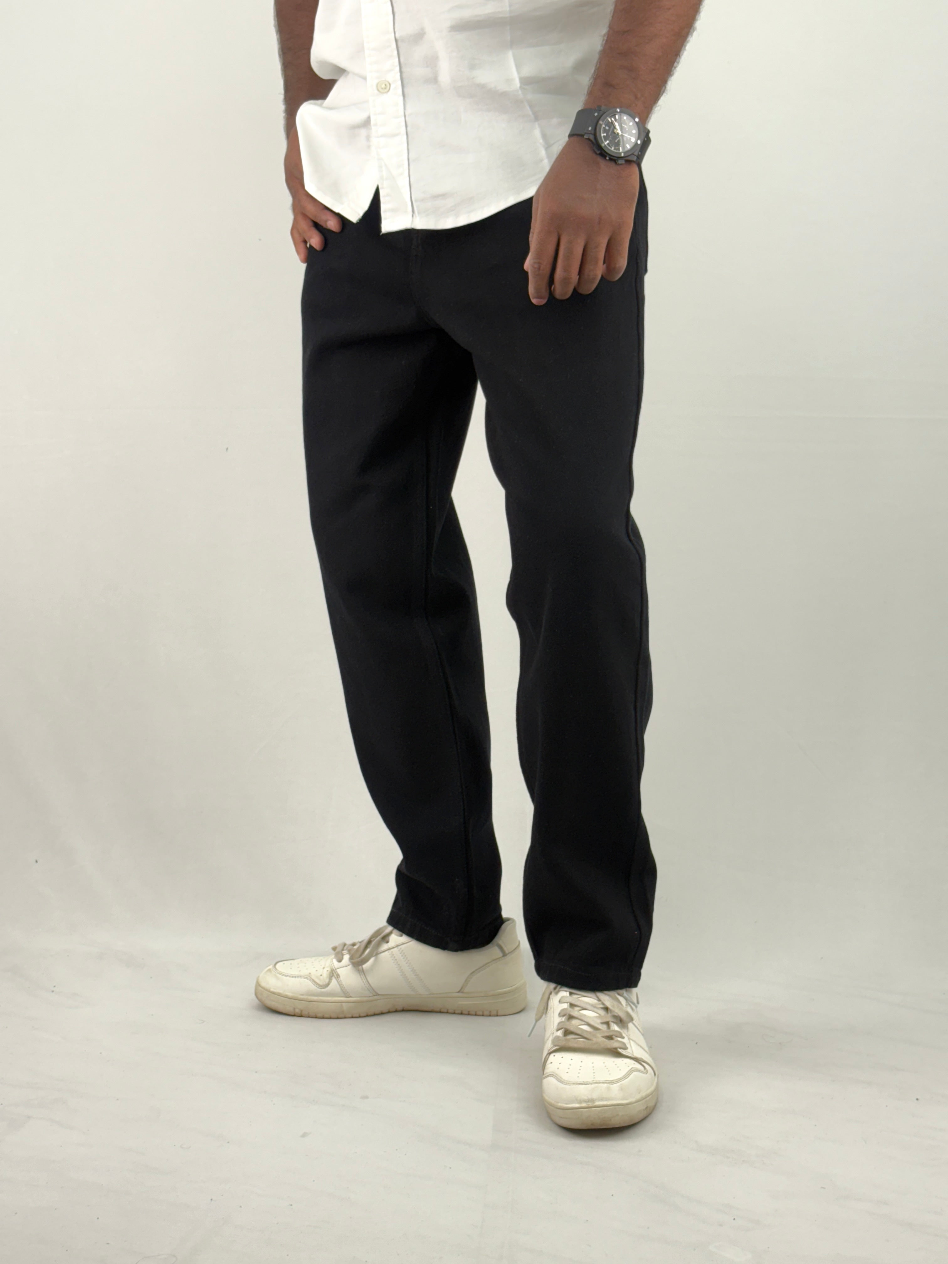 Black Semi Baggy Jeans