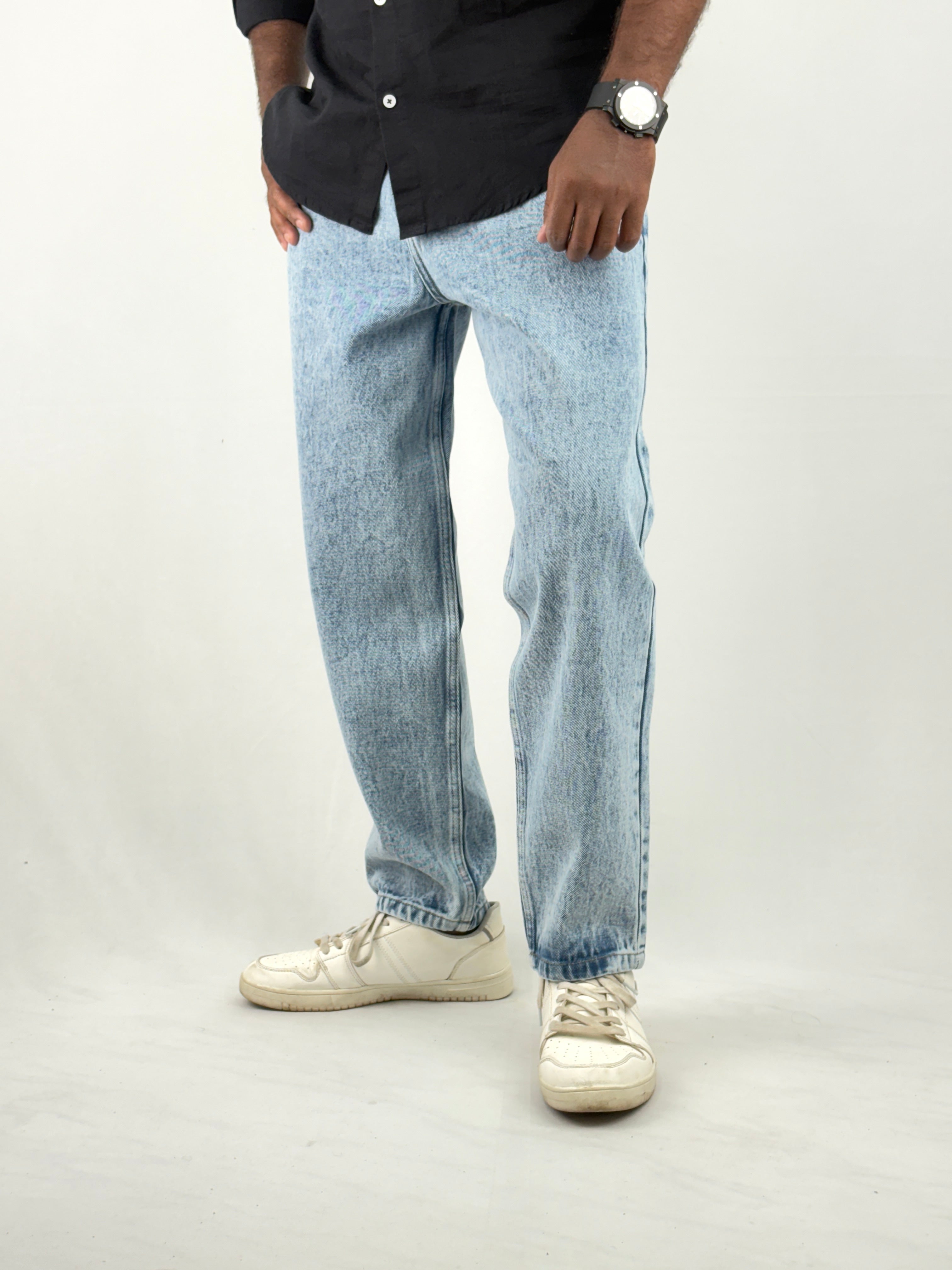 Light Blue Acidwash Semi Baggy Jeans