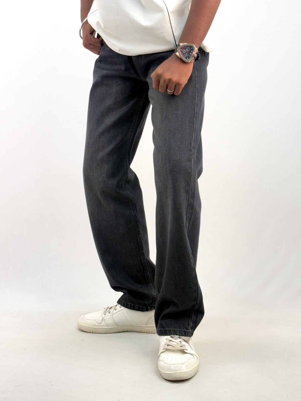 Dark Black Straight Fit Jean 7