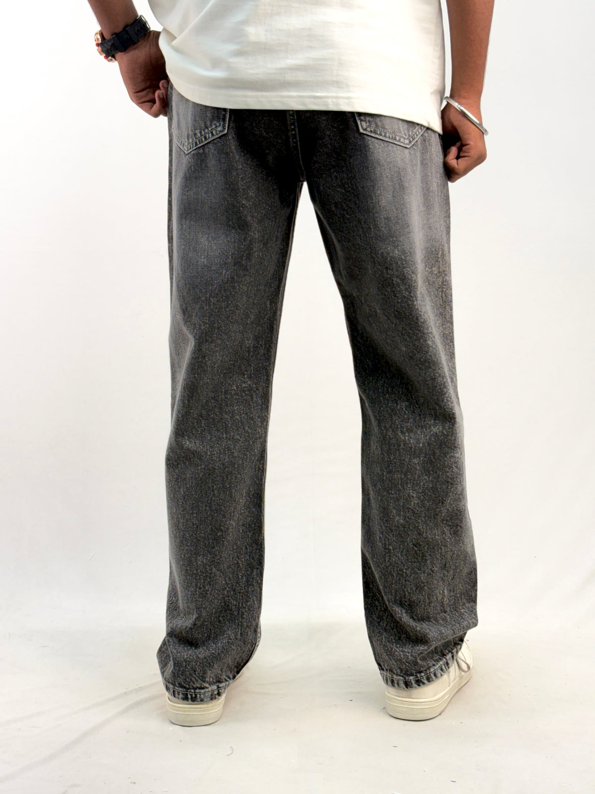 Grey Acid Wash Straight Fit Jean 11