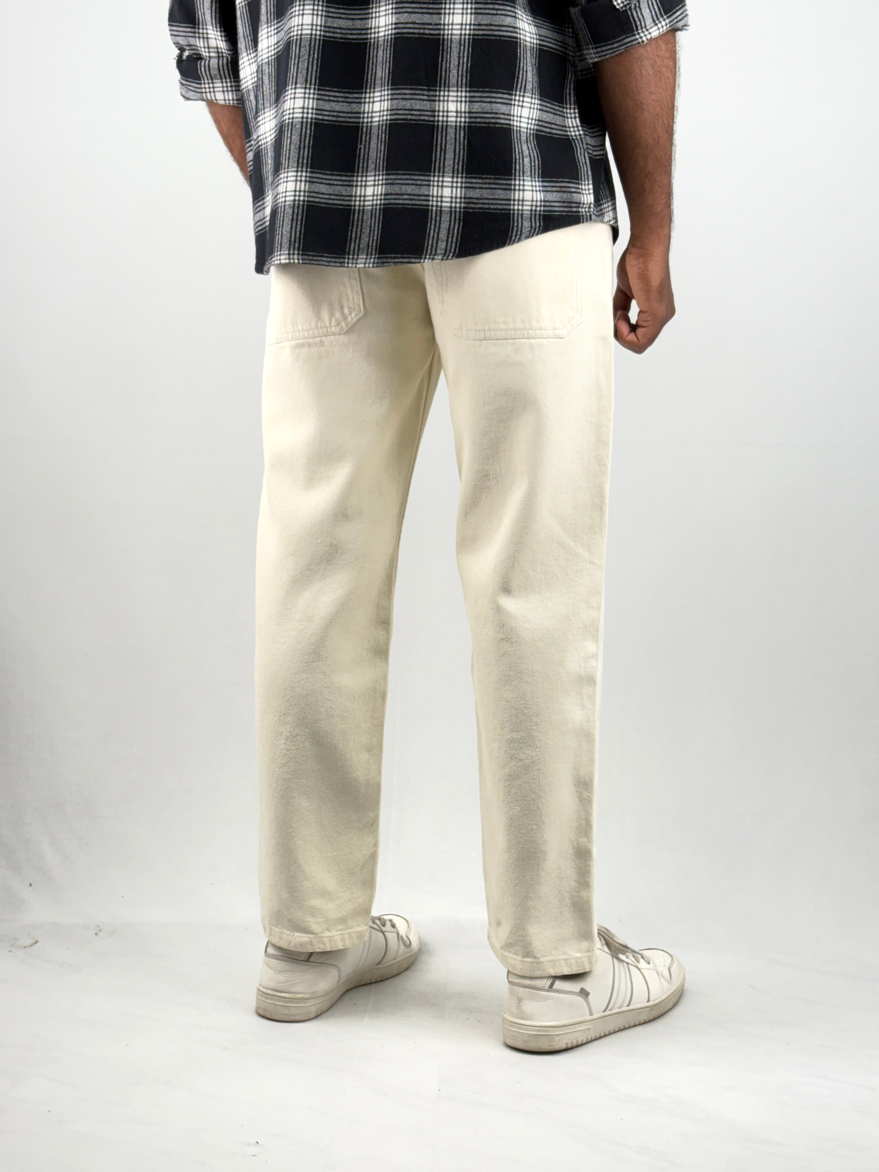 Cream Semi Baggy Jeans