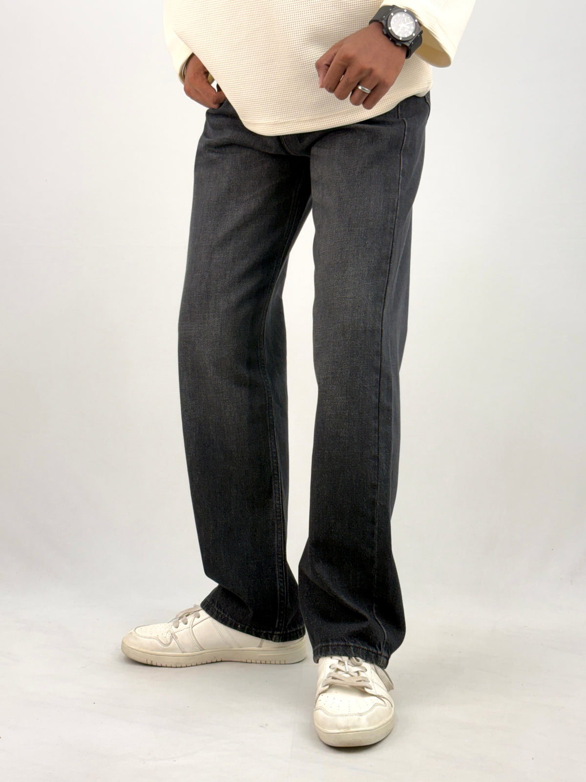 Dark Black Straight Fit Jean 1