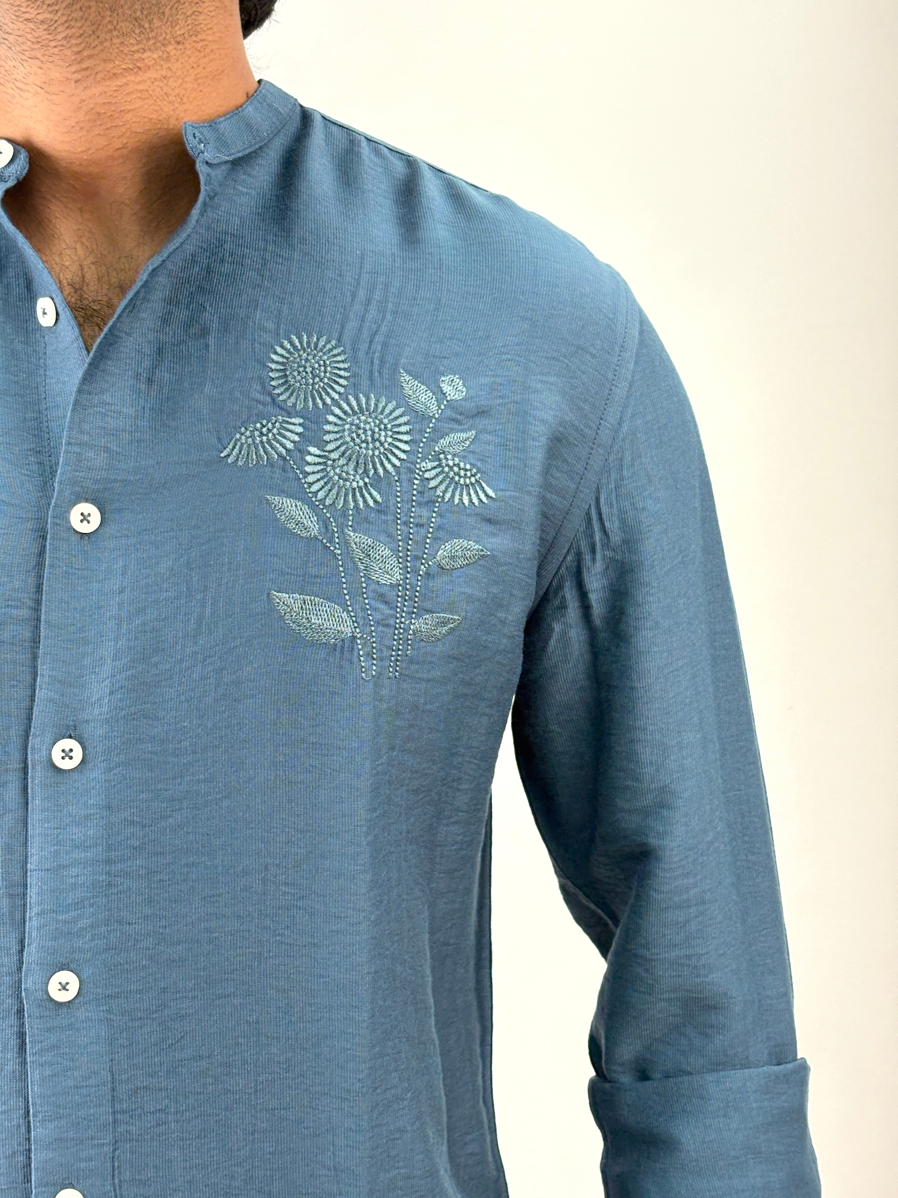 Peacock Mandarin Collar Embroidery Shirt