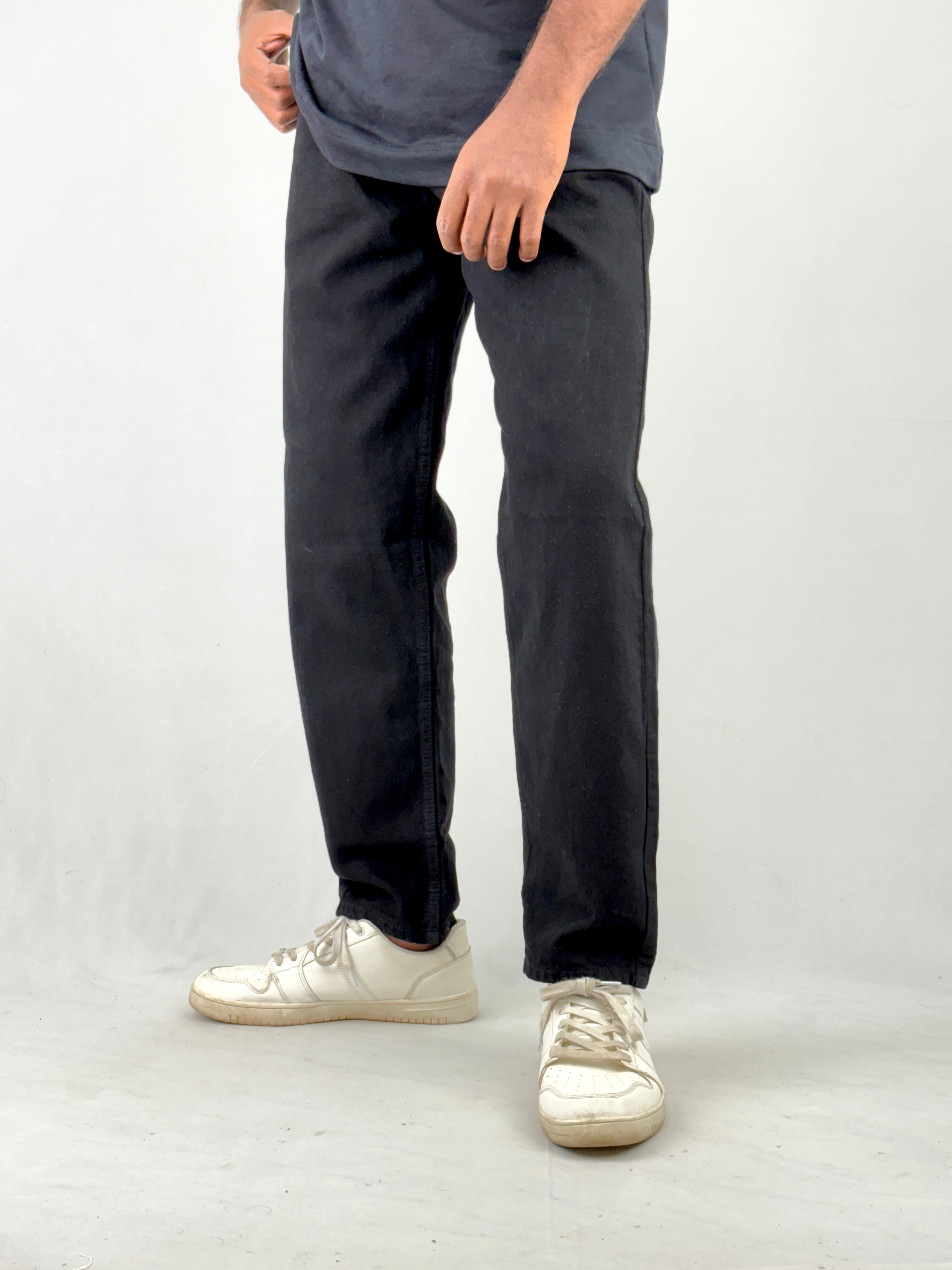 Black Semi Baggy Jeans