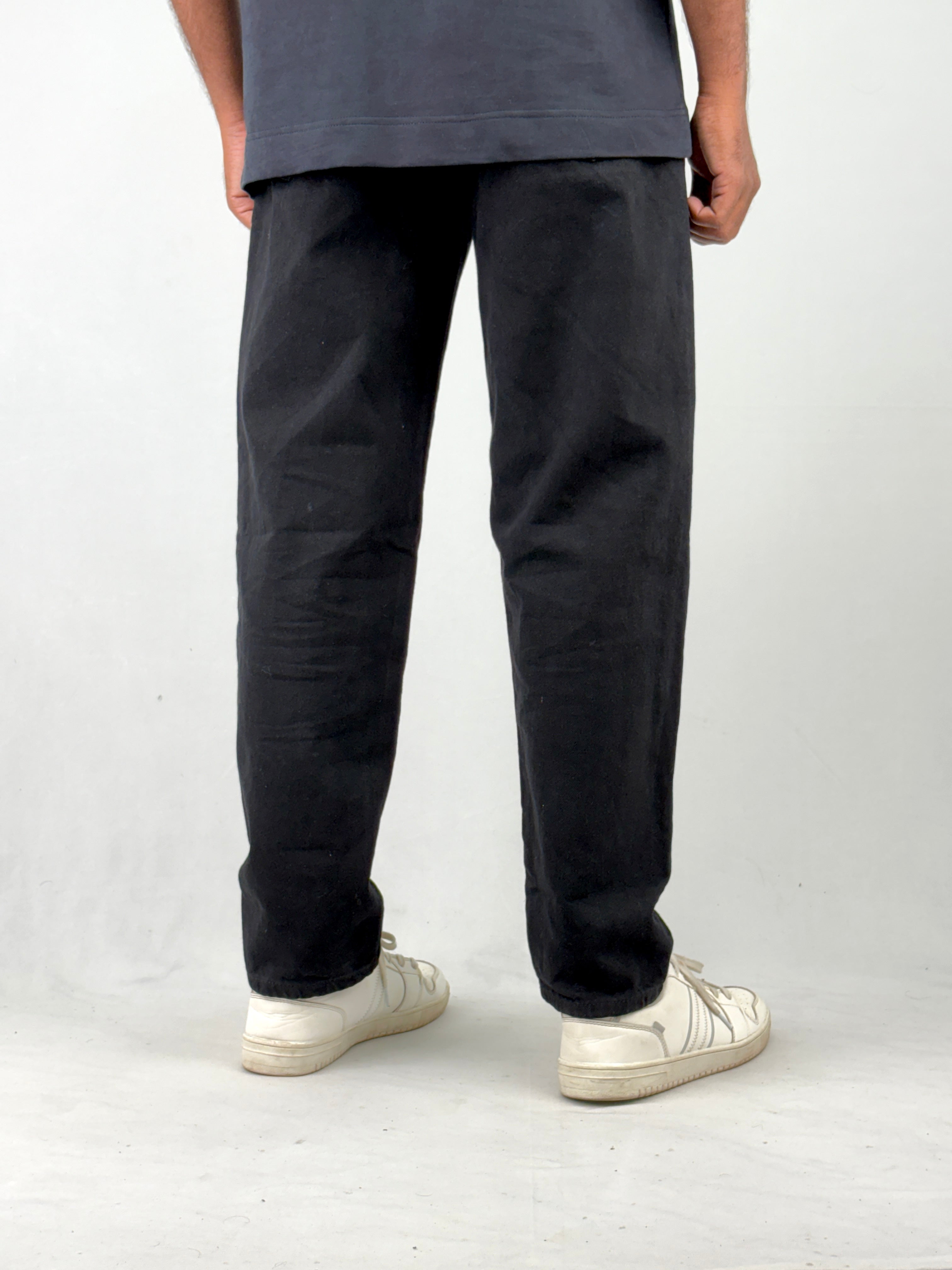 Black Semi Baggy Jeans