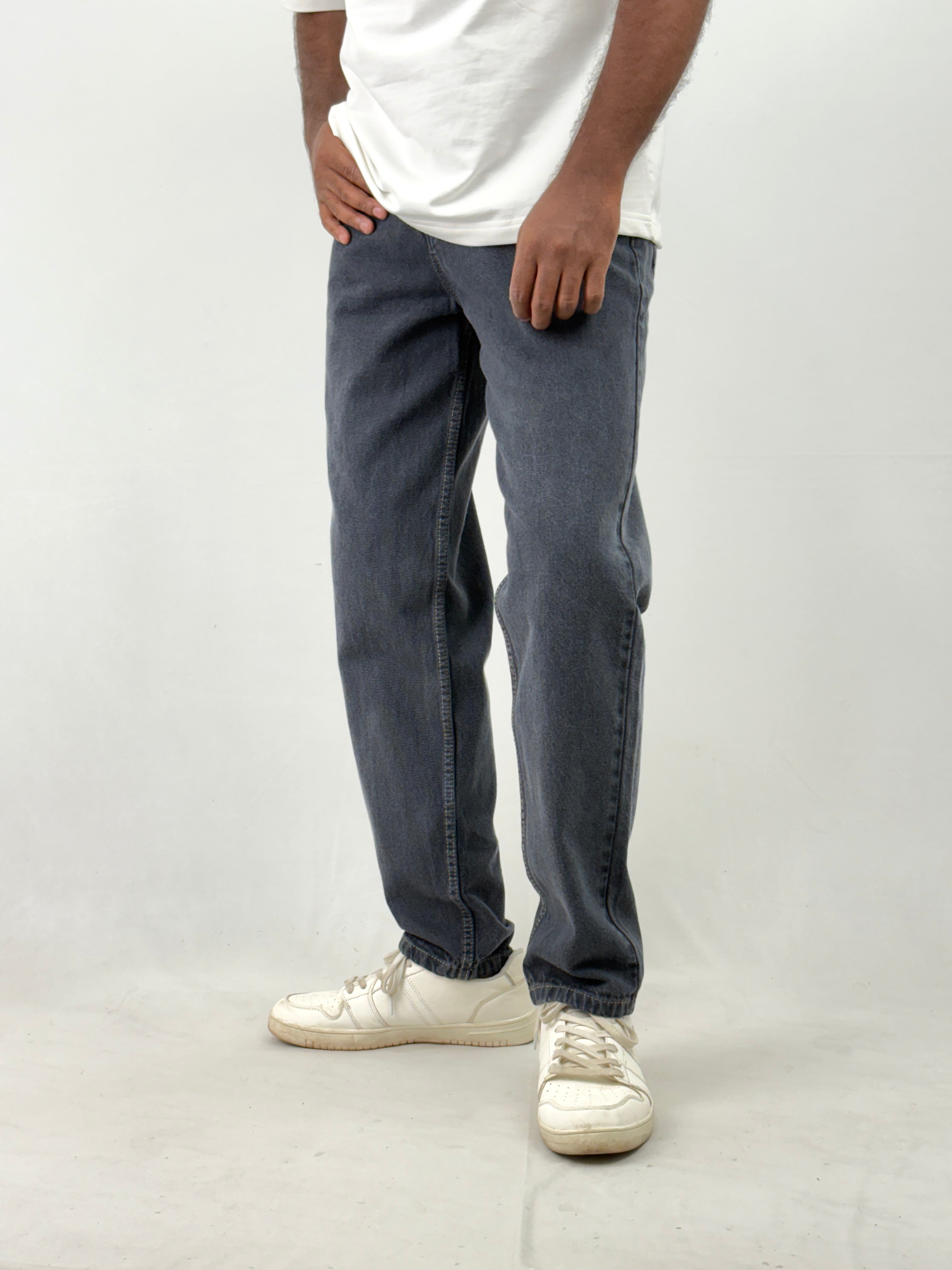 Ash Semi Baggy Jeans
