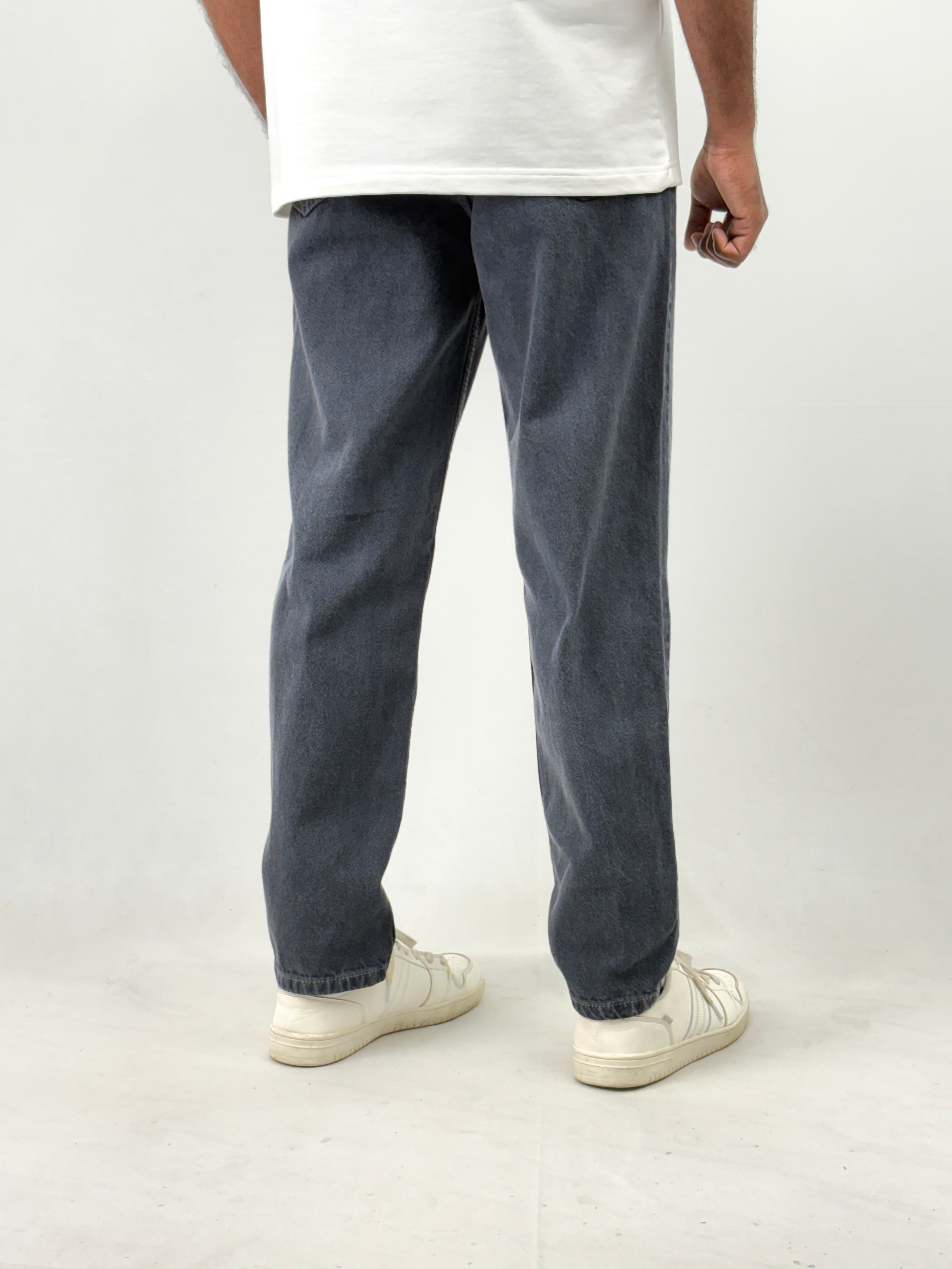 Ash Semi Baggy Jeans